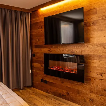 Whispering Pines Apartment