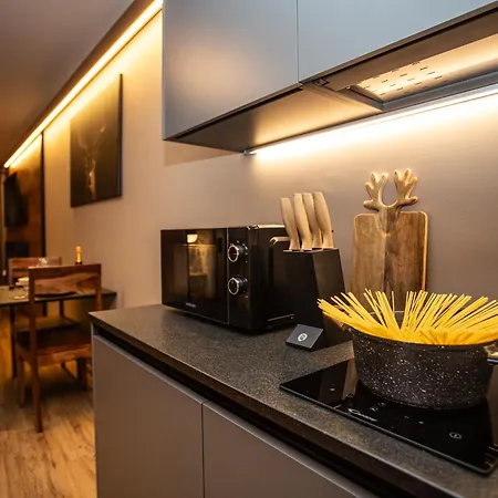 Whispering Pines Apartment *